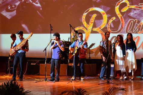 Pamola's Harmony Concert: An Unexpected Blend of Pop and Traditional Malaysian Music?